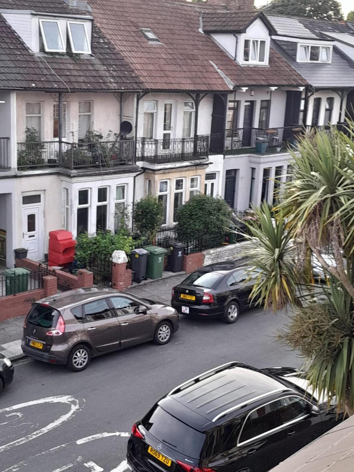 Entire Victoria Park Cardiff Apartment With Free Street Parking Bus 17 And 18 Direct To Cardiff City Centre, Fast Free Wi-Fi Exteriér fotografie