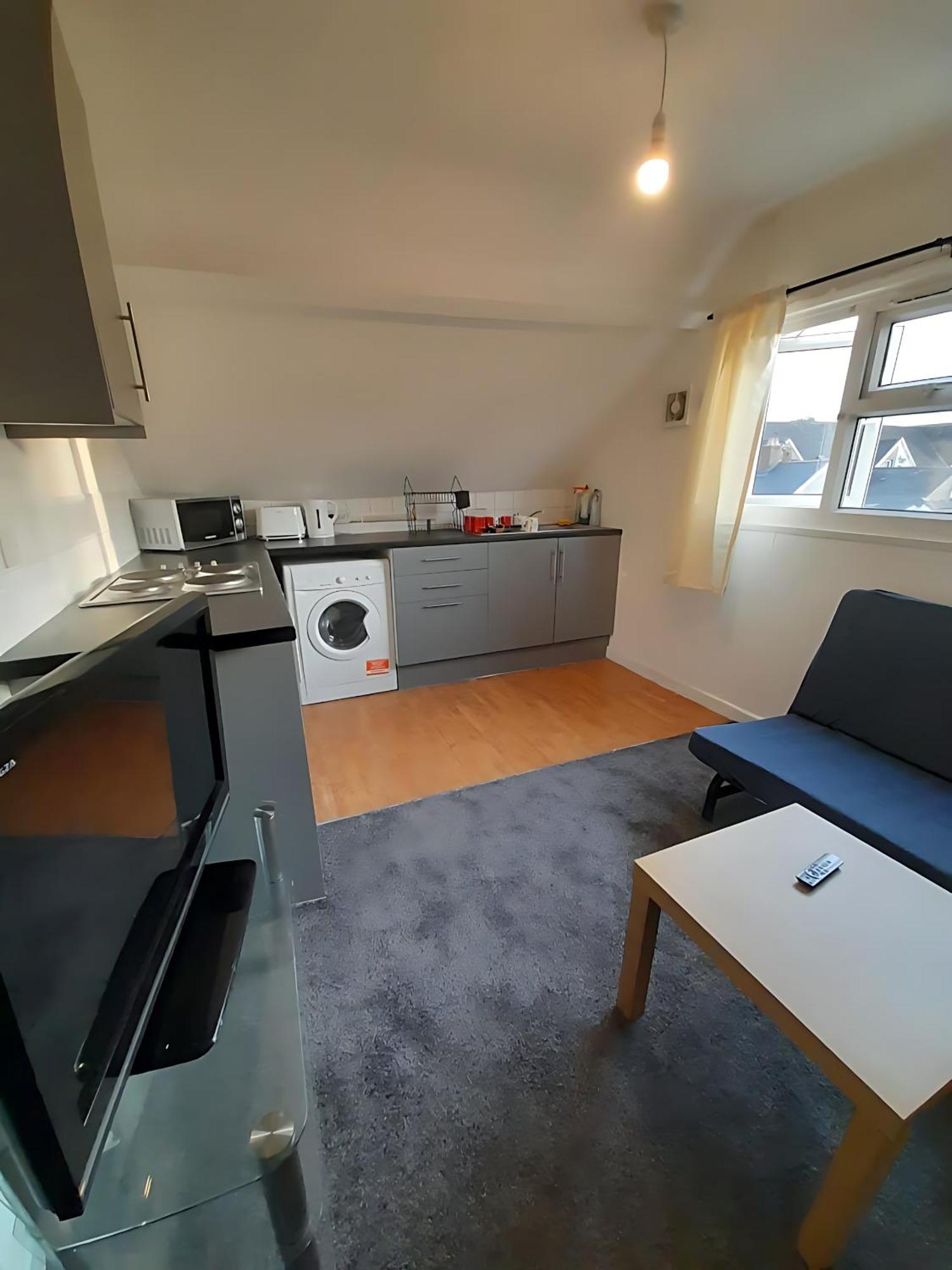 Entire Victoria Park Cardiff Apartment With Free Street Parking Bus 17 And 18 Direct To Cardiff City Centre, Fast Free Wi-Fi Exteriér fotografie