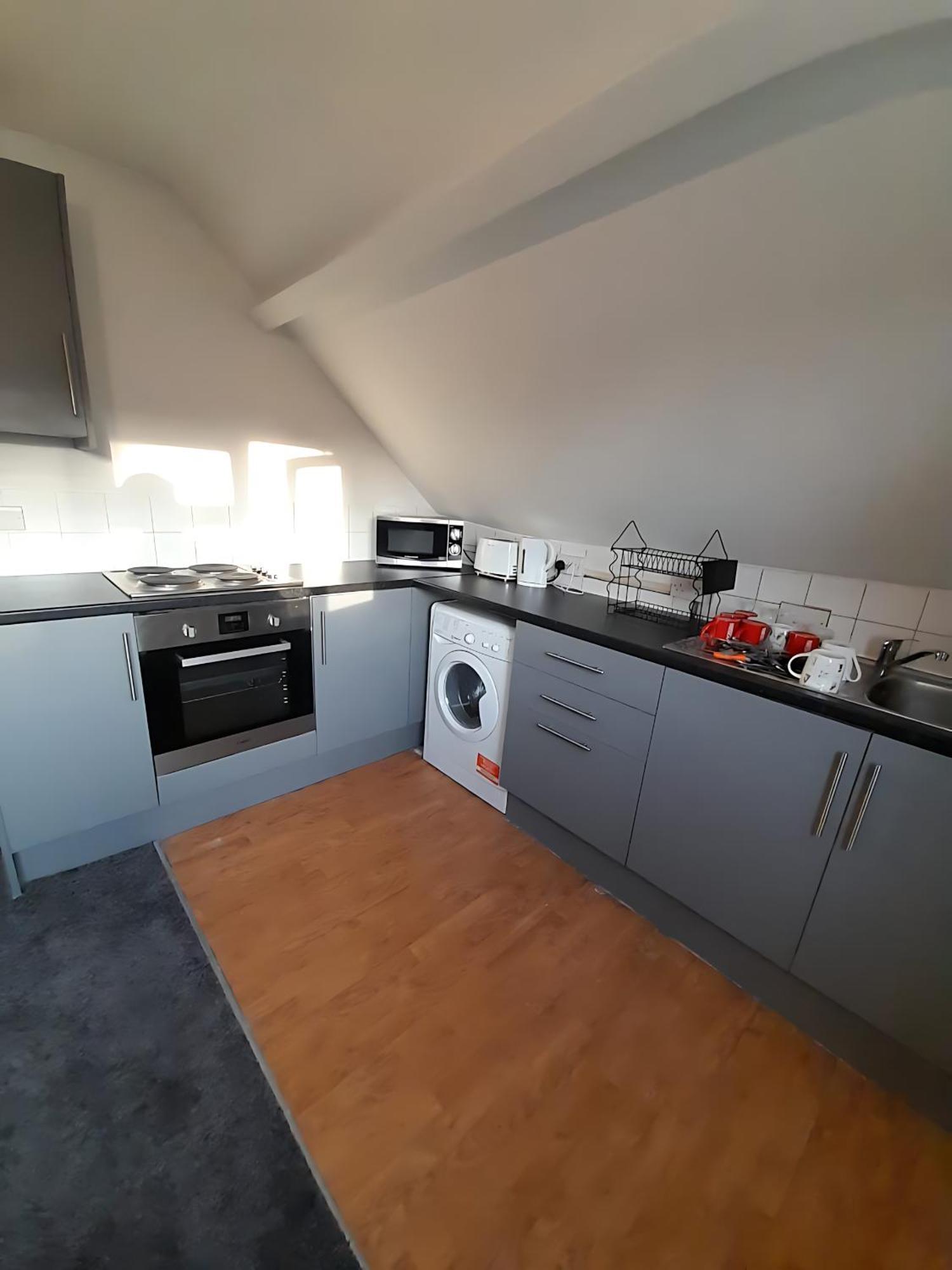Entire Victoria Park Cardiff Apartment With Free Street Parking Bus 17 And 18 Direct To Cardiff City Centre, Fast Free Wi-Fi Exteriér fotografie